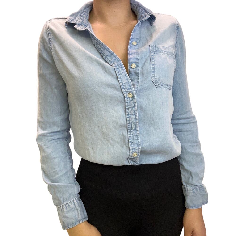 Women's Super Soft Denim Button Down Shirt  Small